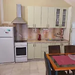 Budva Trosoban Stan
