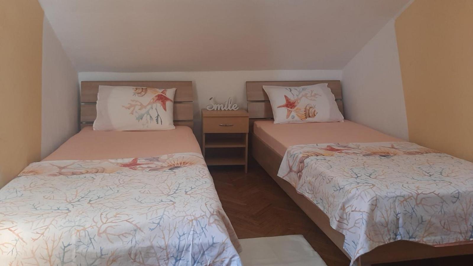 Trosoban Stan Apartment *