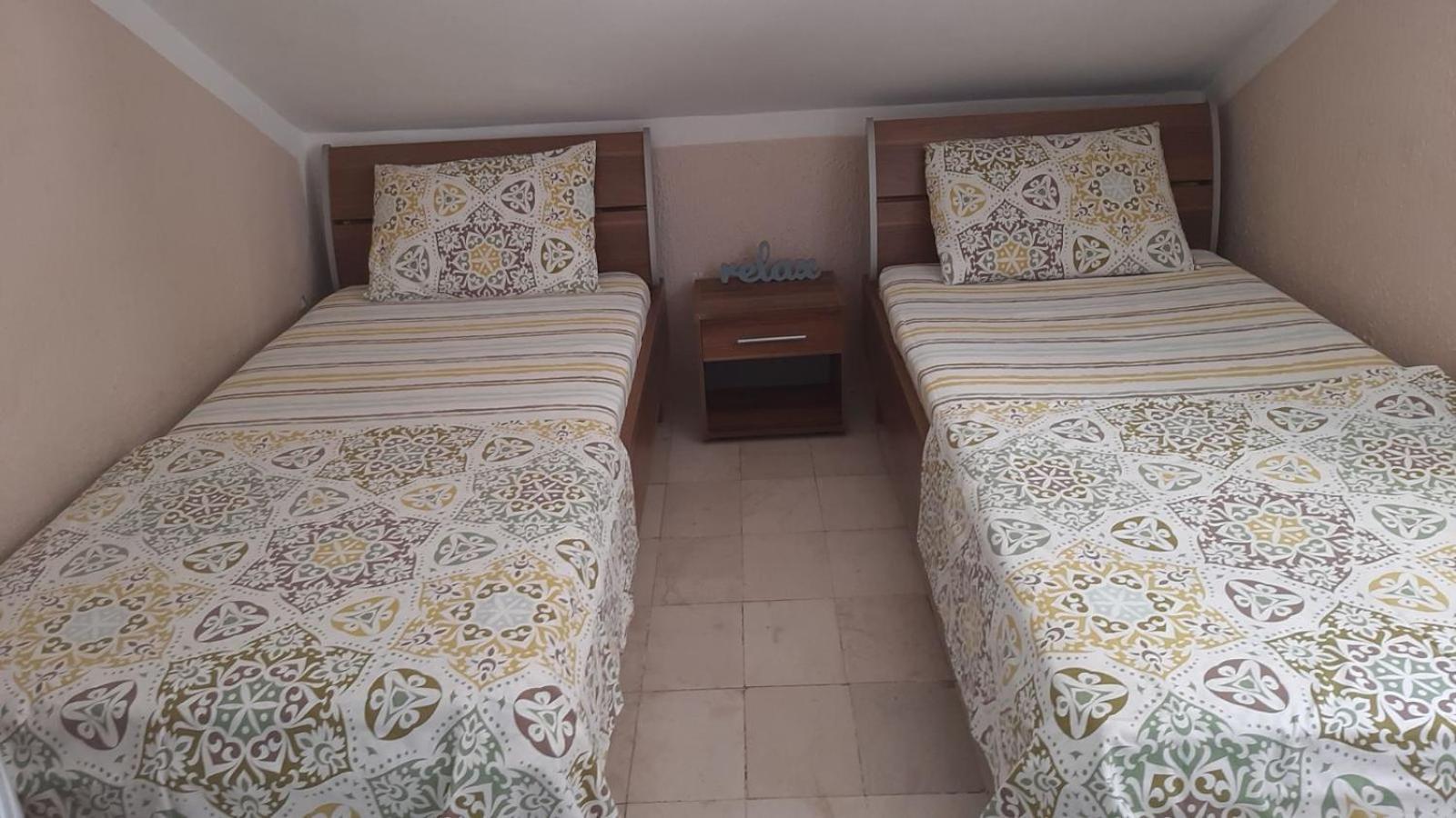 Apartment Trosoban Stan *